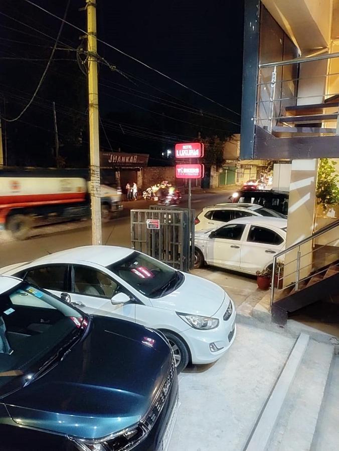 Hotel Luxuria Ludhiana Zewnętrze zdjęcie