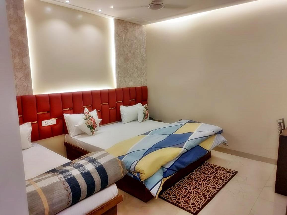 Hotel Luxuria Ludhiana Zewnętrze zdjęcie