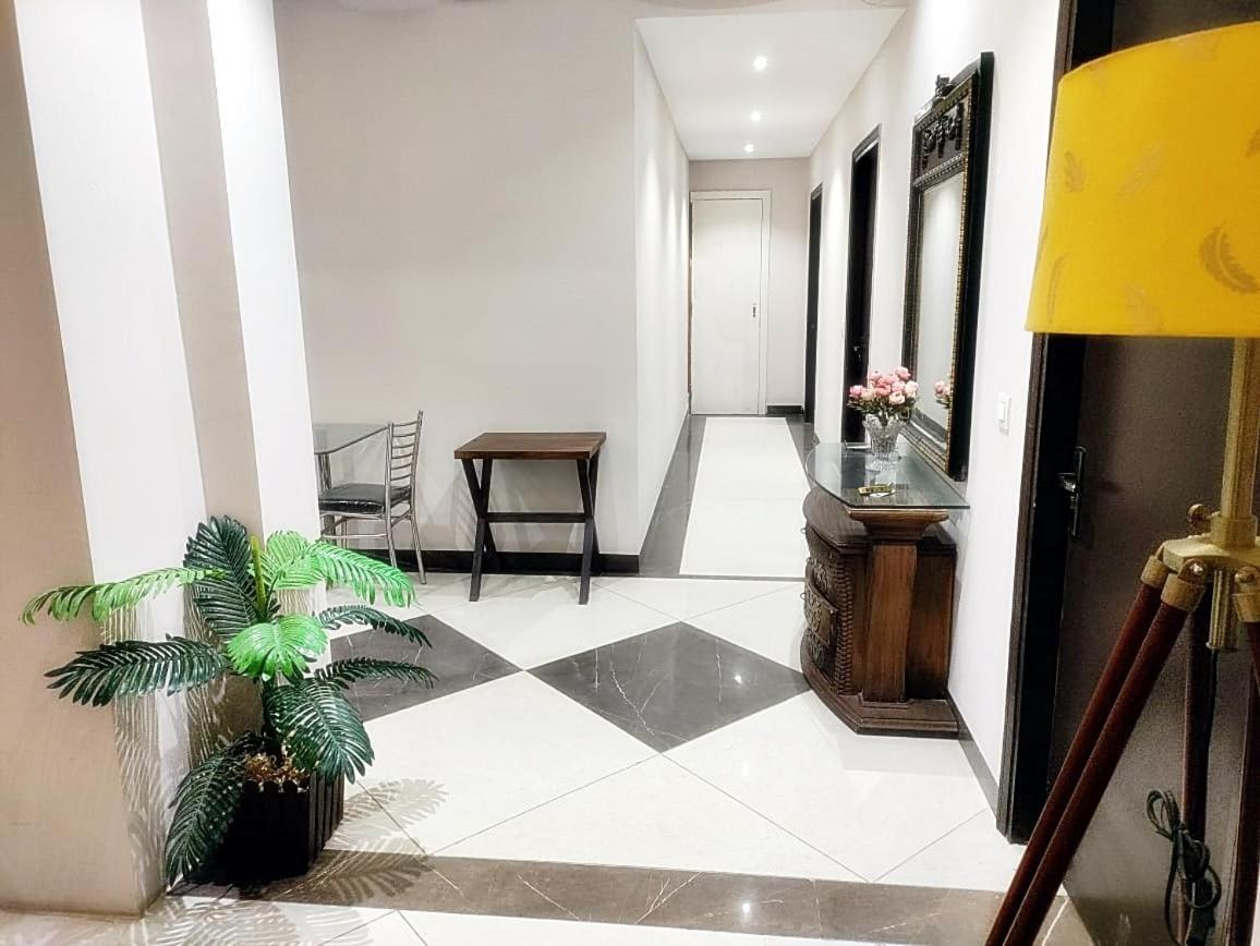 Hotel Luxuria Ludhiana Zewnętrze zdjęcie